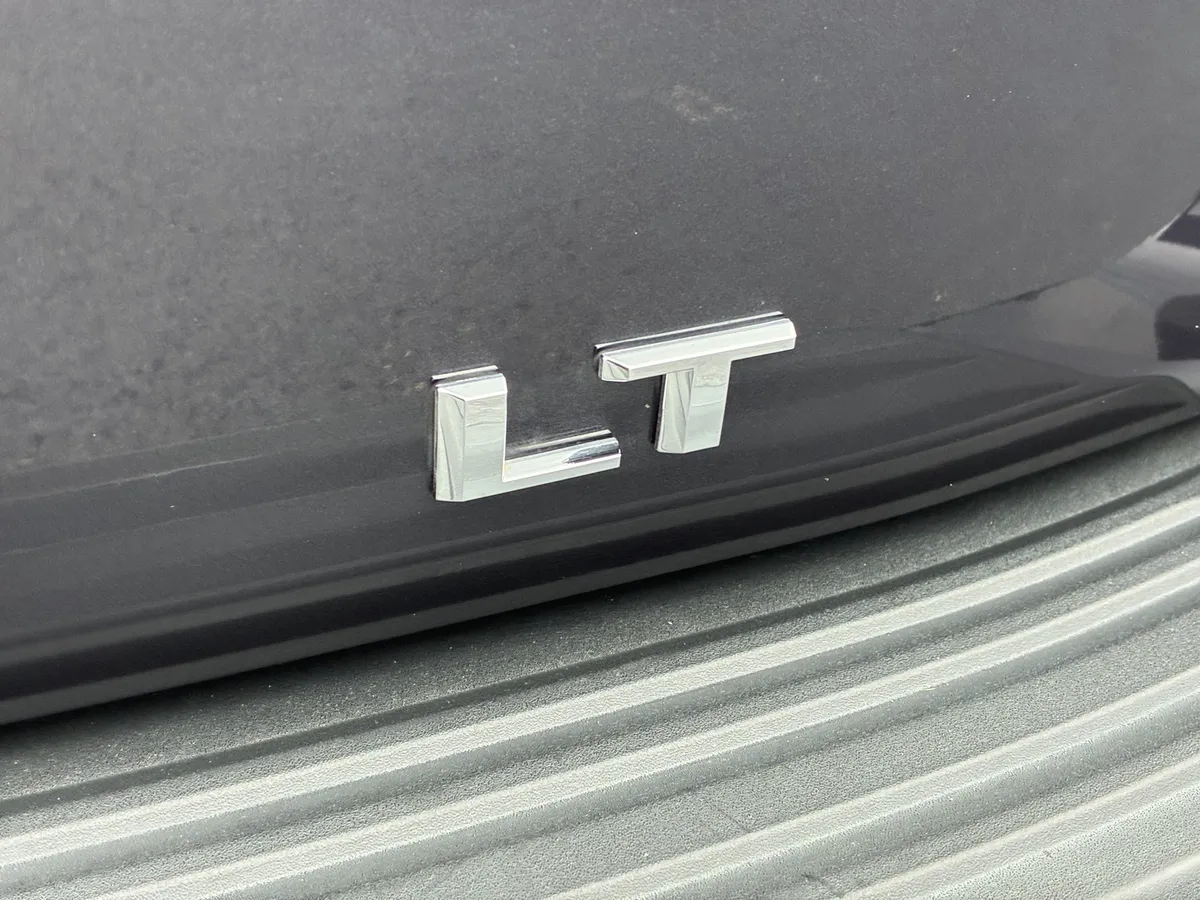 2022 Chevrolet Tahoe LT thumbnail 10