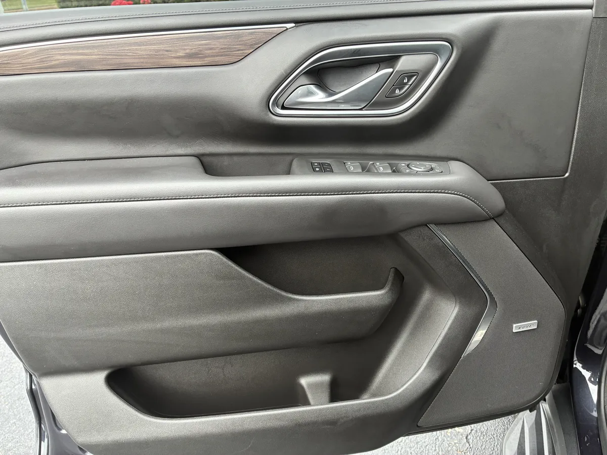 2022 Chevrolet Tahoe LT thumbnail 23