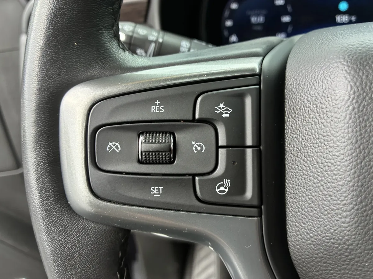 2022 Chevrolet Tahoe LT thumbnail 30