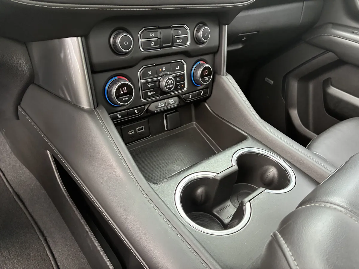2022 Chevrolet Tahoe LT thumbnail 35