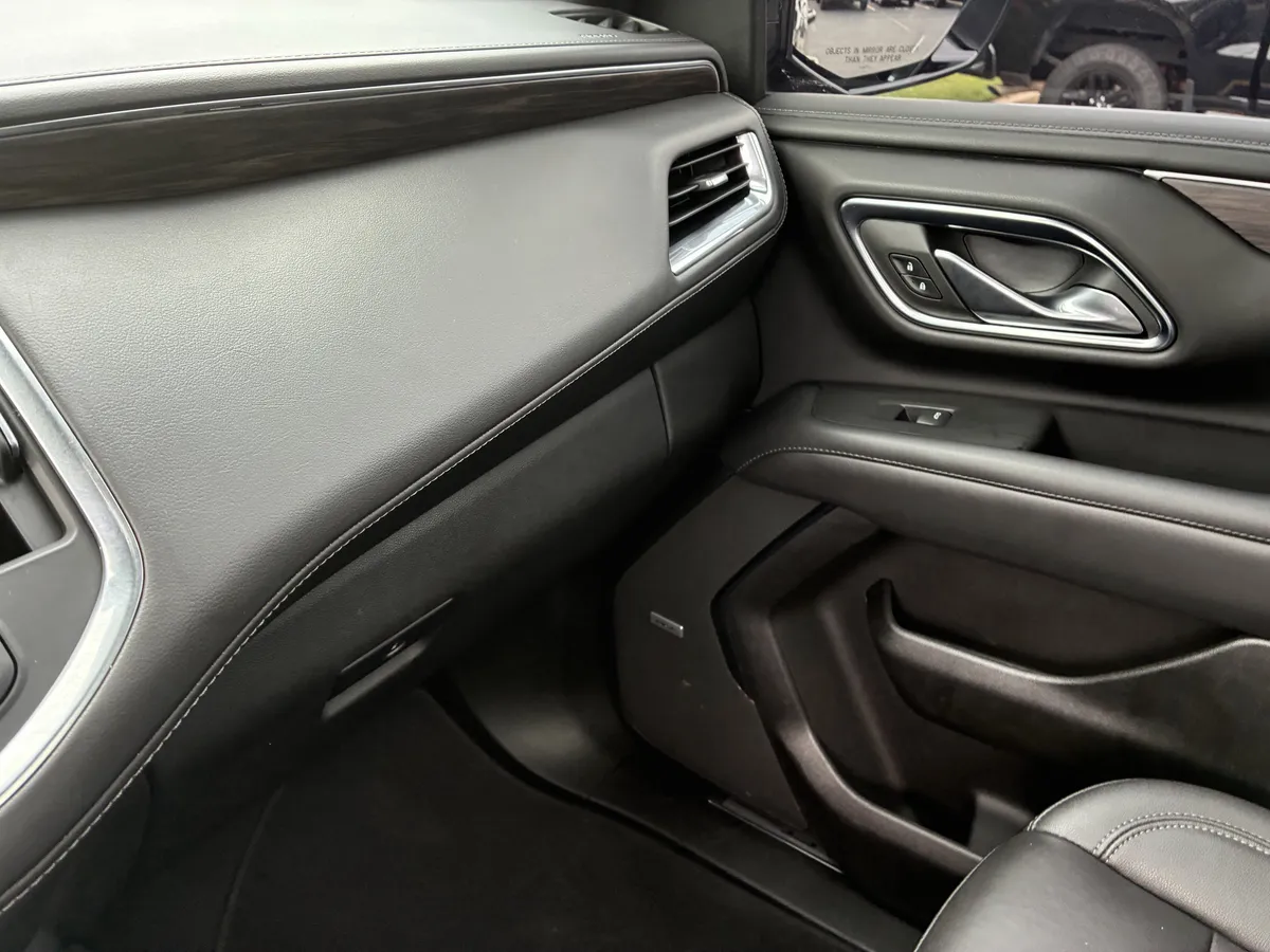 2022 Chevrolet Tahoe LT thumbnail 37