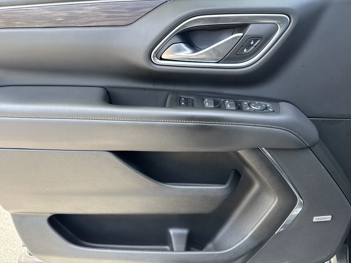 2022 Chevrolet Tahoe LT thumbnail 13