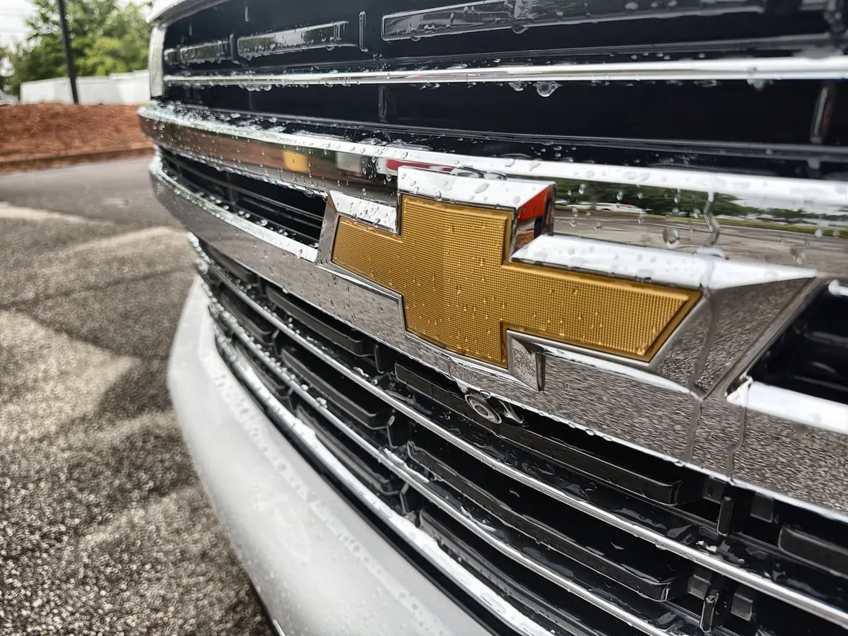 2022 Chevrolet Tahoe LT thumbnail 26