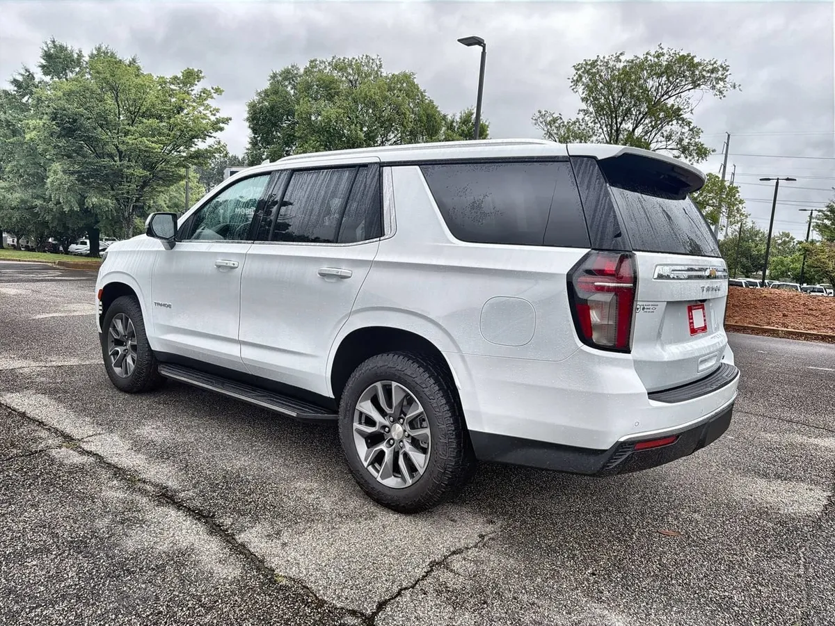 2022 Chevrolet Tahoe LT thumbnail 6