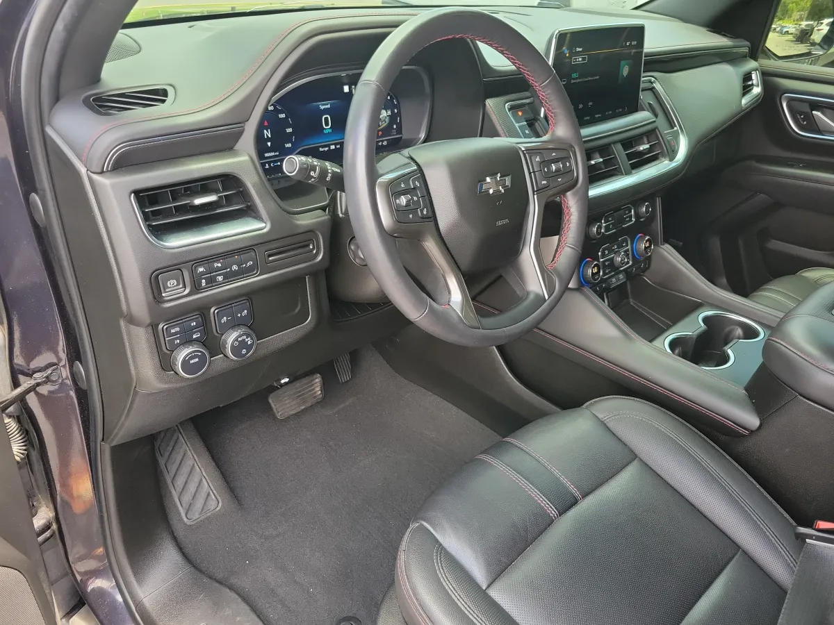 2022 Chevrolet Tahoe RST thumbnail 4