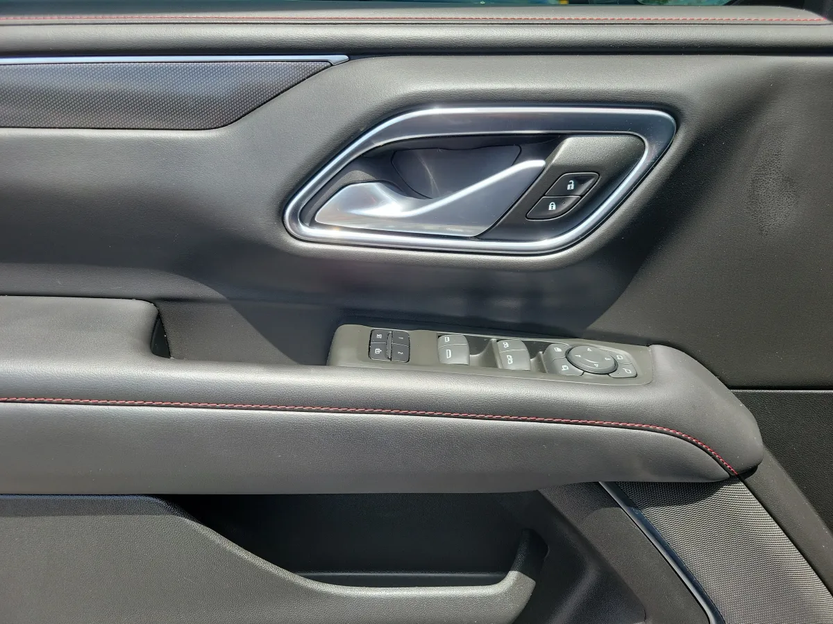 2022 Chevrolet Tahoe RST thumbnail 7