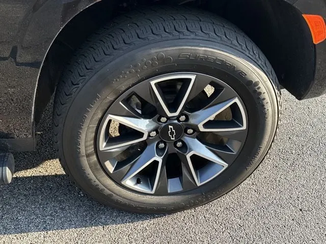 2022 Chevrolet Tahoe Z71 thumbnail 5
