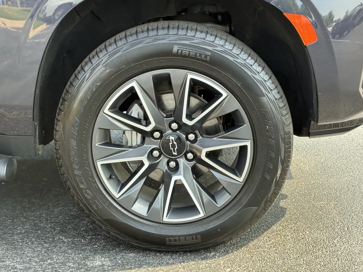 2022 Chevrolet Tahoe Z71 thumbnail 5
