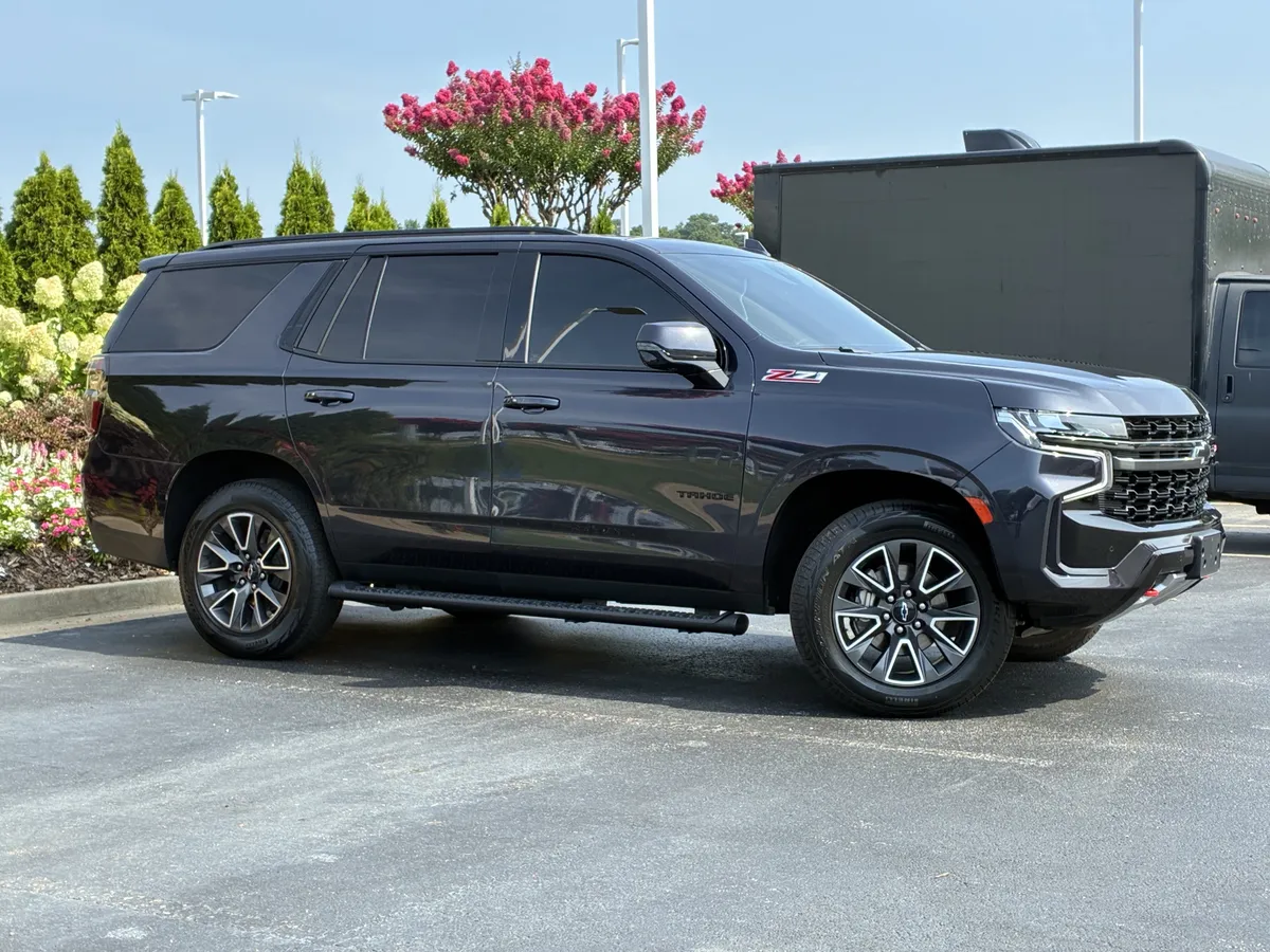 2022 Chevrolet Tahoe Z71 thumbnail 6