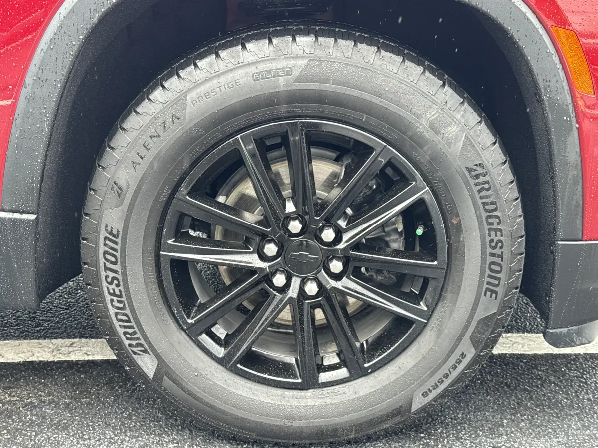 2022 Chevrolet Traverse LT Leather thumbnail 12