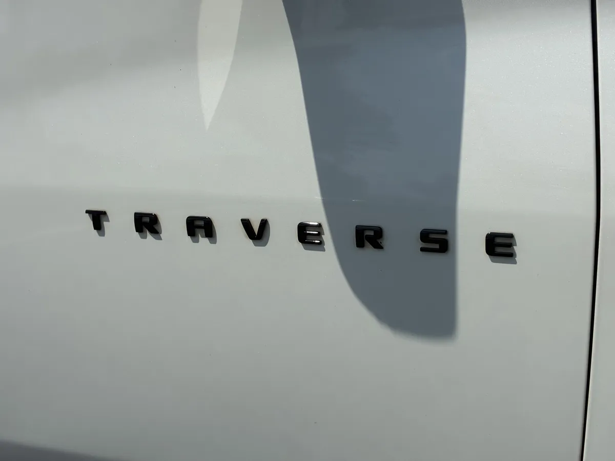 2022 Chevrolet Traverse RS thumbnail 8
