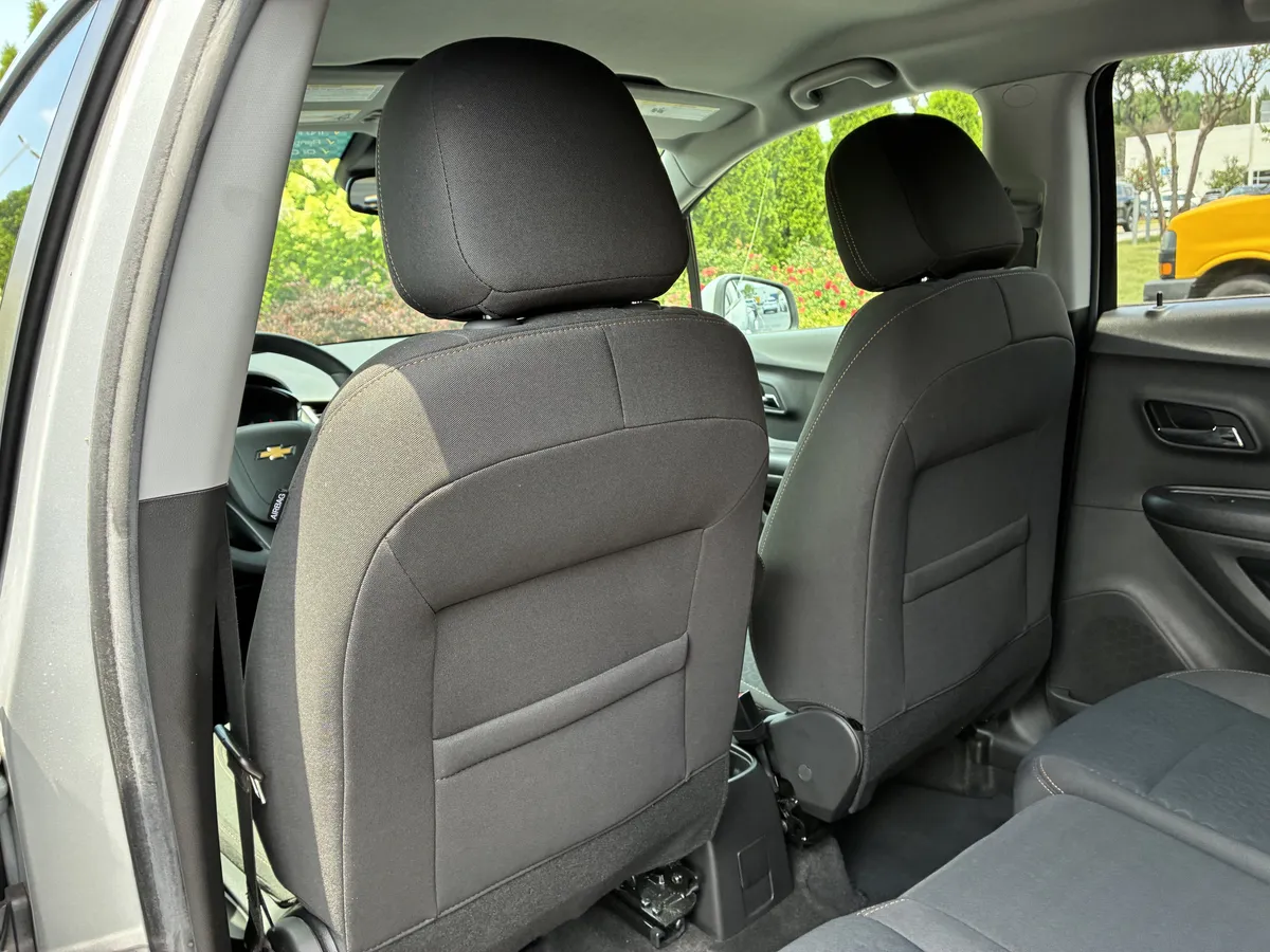2022 Chevrolet Trax LS thumbnail 13