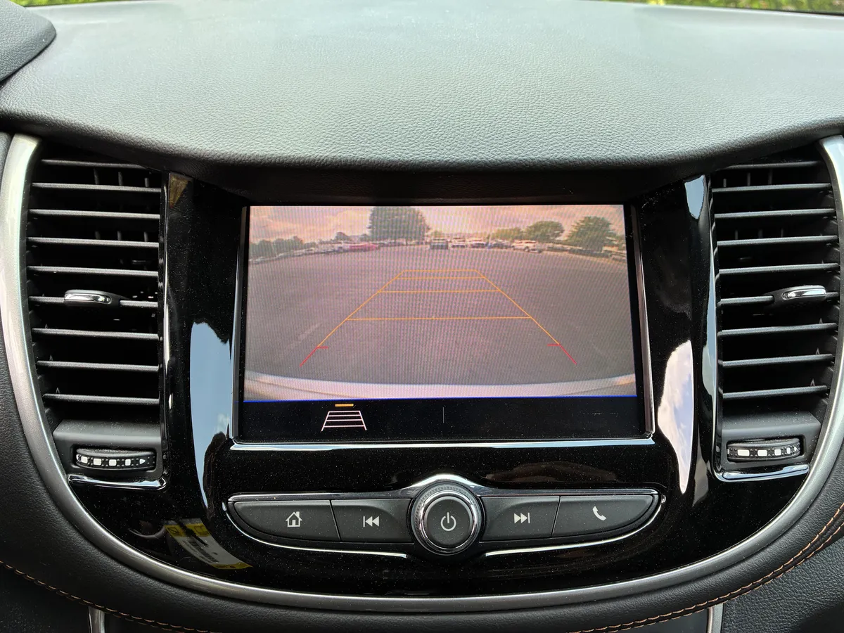2022 Chevrolet Trax LS thumbnail 28