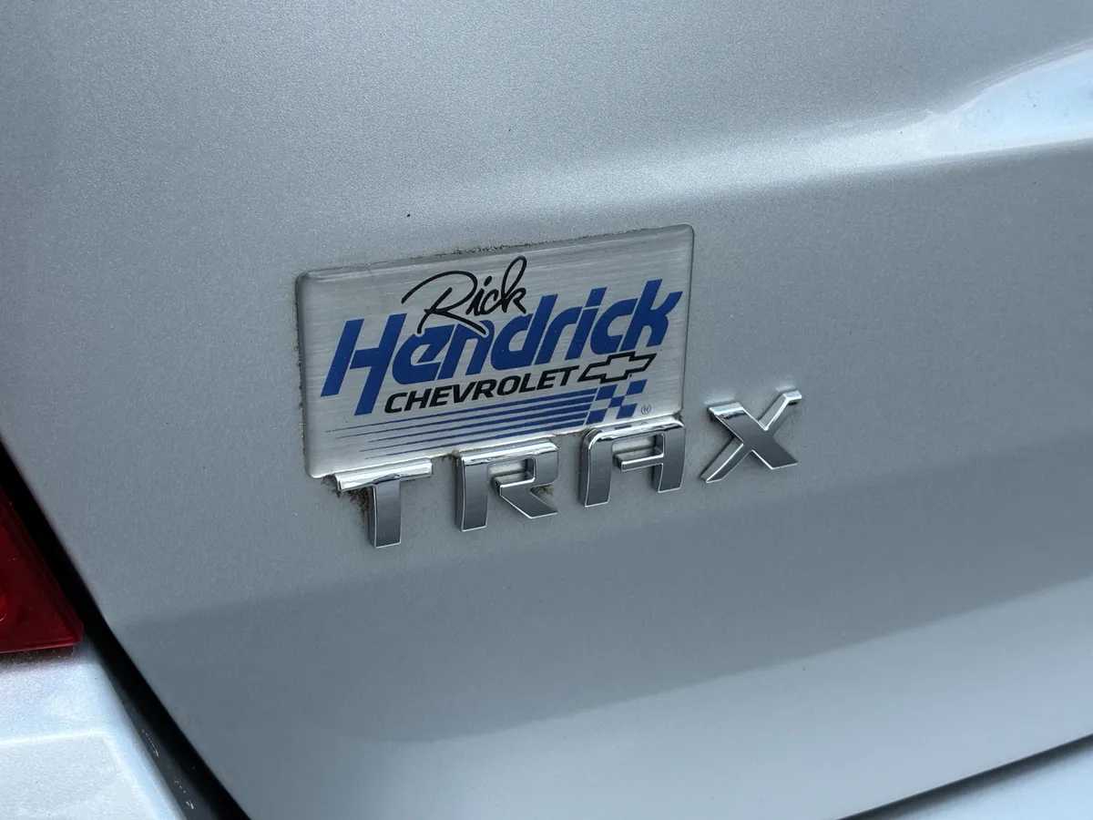 2022 Chevrolet Trax LS thumbnail 9