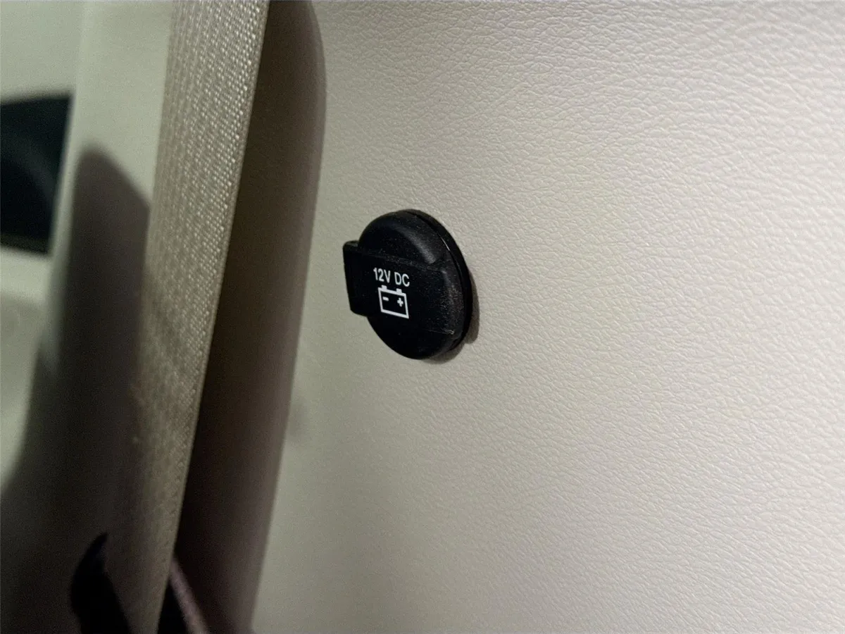 2022 Chrysler Pacifica Touring L thumbnail 32