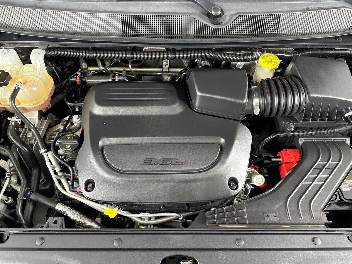 2022 Chrysler Pacifica Touring L thumbnail 37
