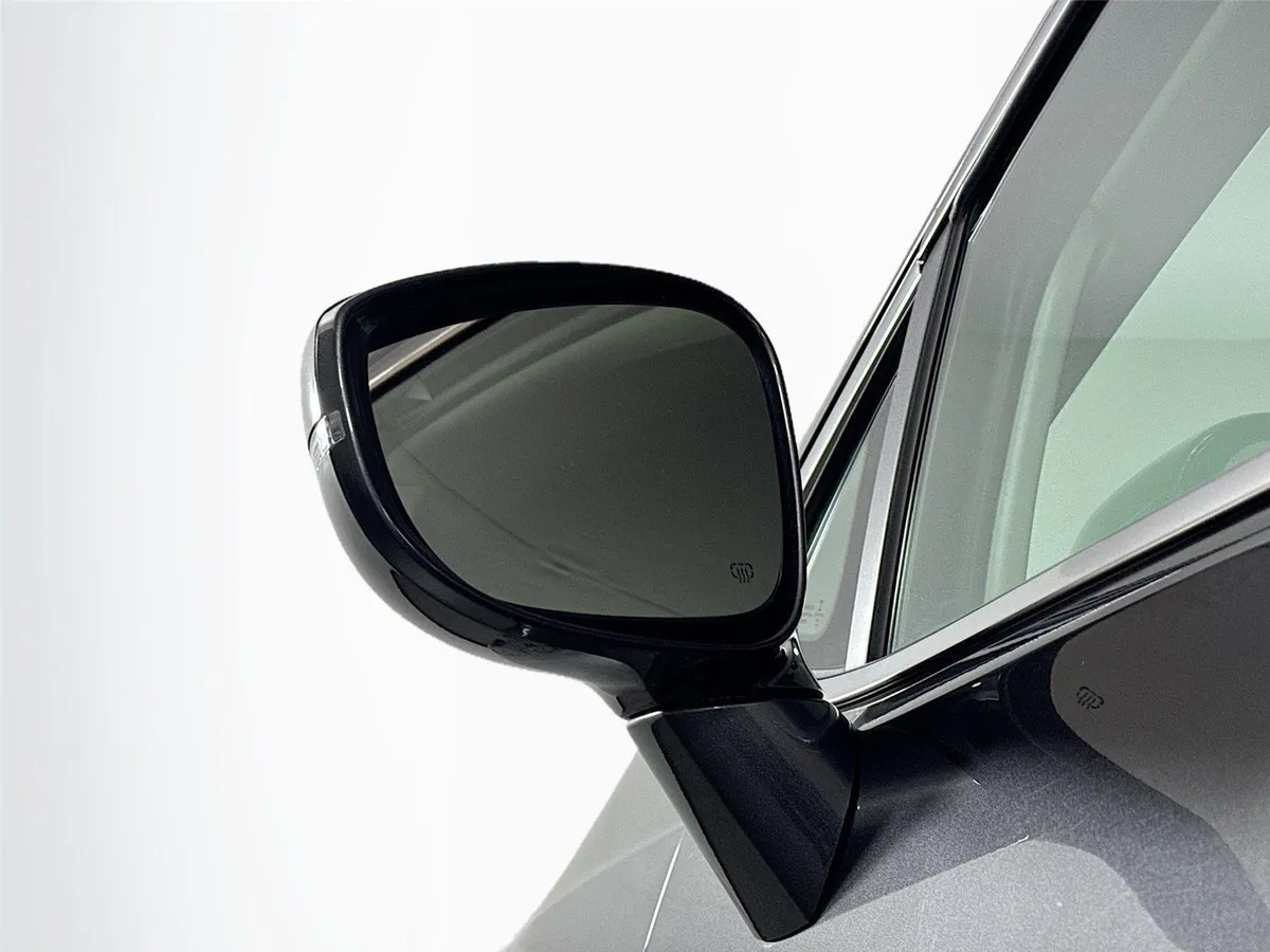 2022 Chrysler Pacifica Touring L thumbnail 5