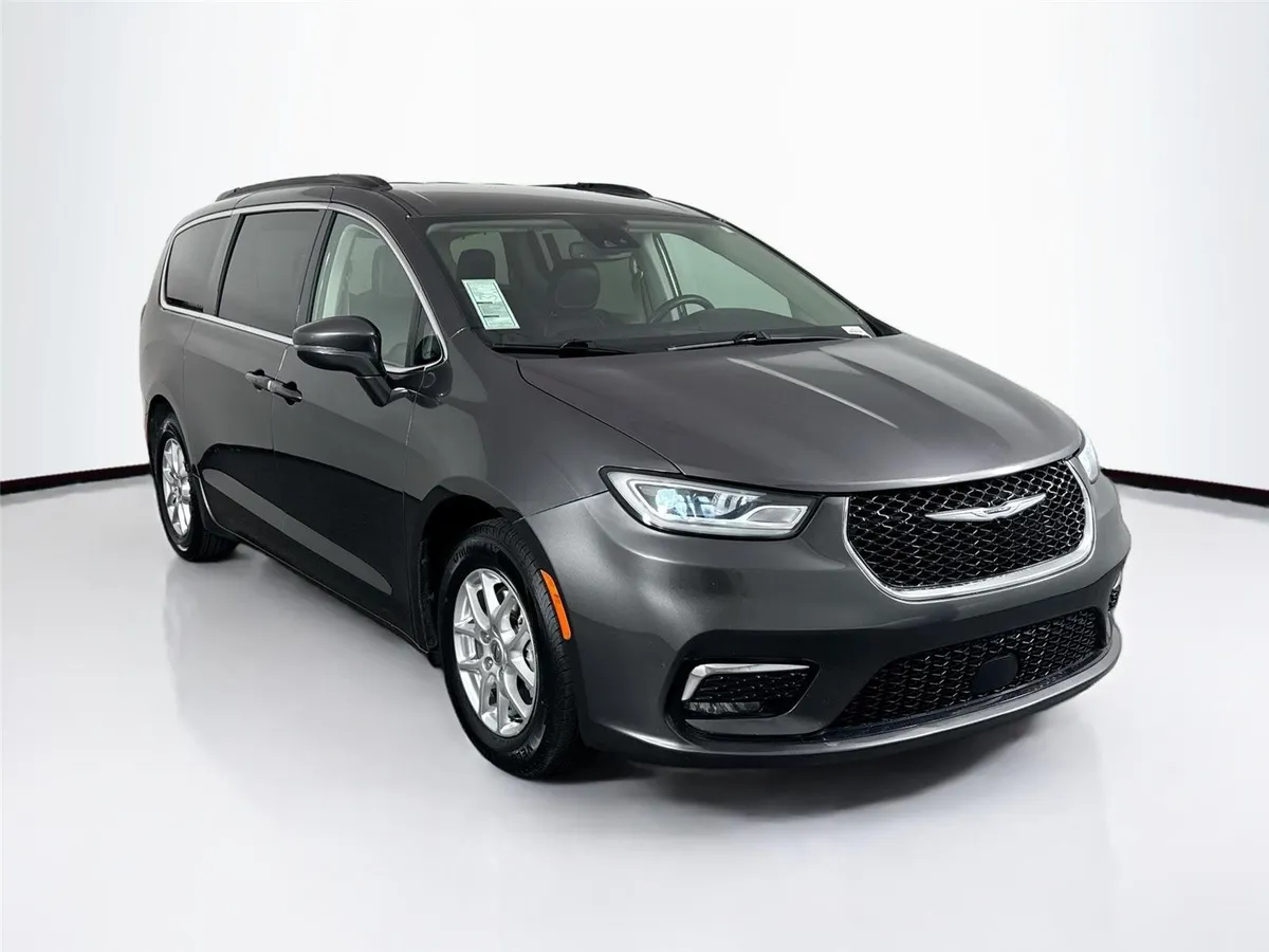 2022 Chrysler Pacifica Touring L thumbnail 8