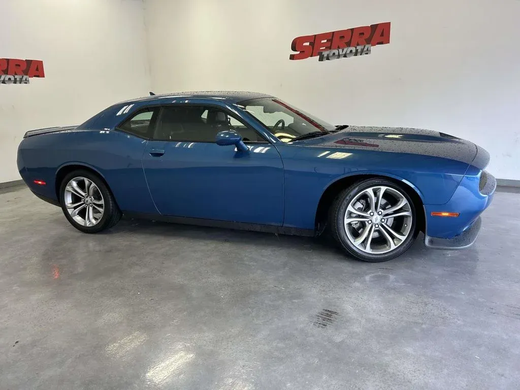 2022 Dodge Challenger GT thumbnail 2