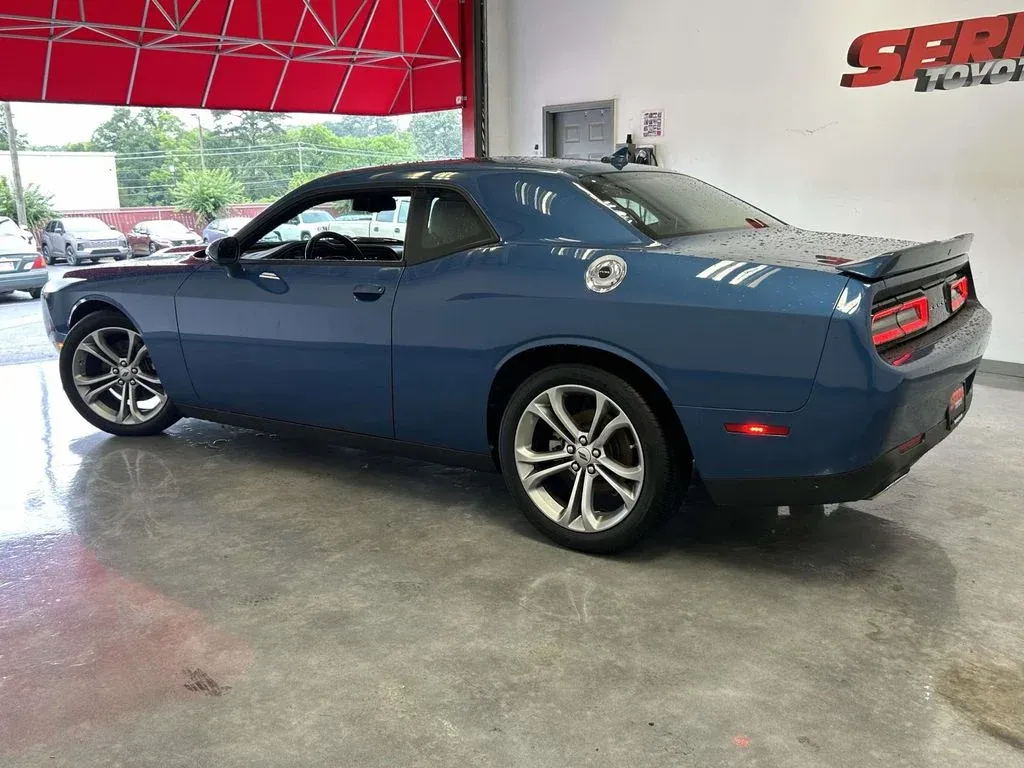 2022 Dodge Challenger GT thumbnail 6