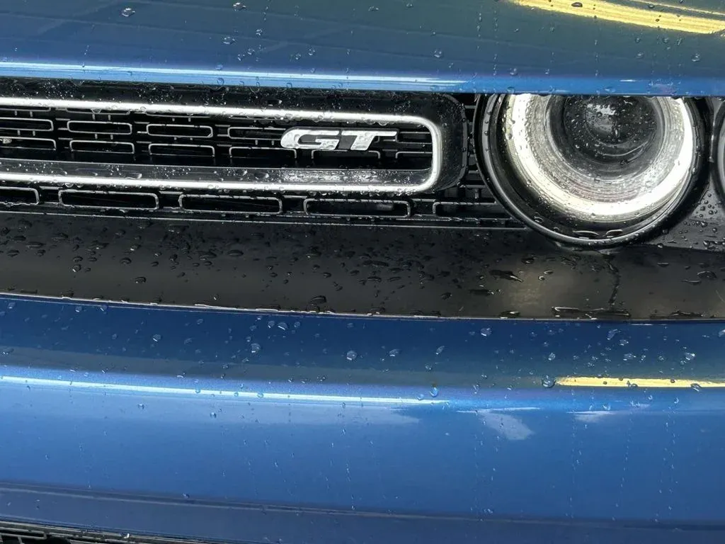 2022 Dodge Challenger GT thumbnail 9