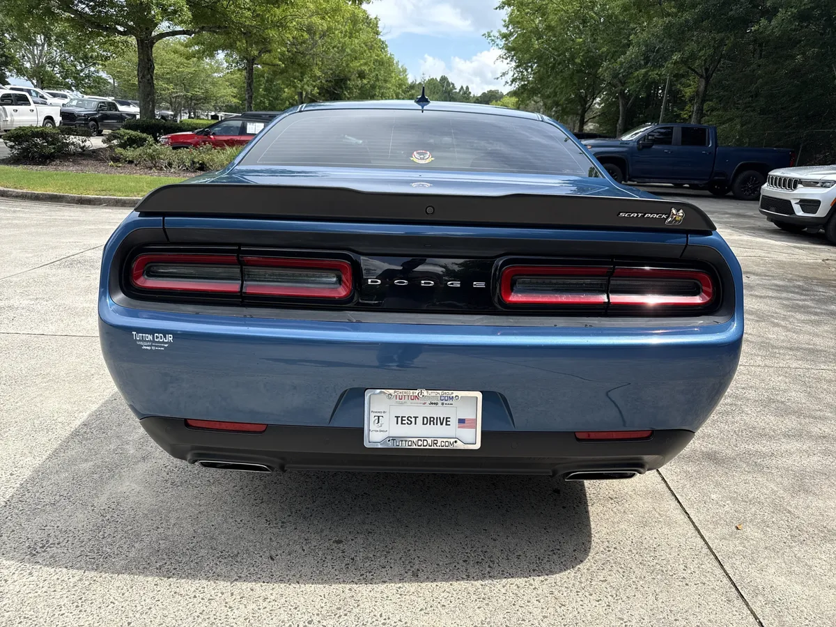 2022 Dodge Challenger R/T Scat Pack thumbnail 6