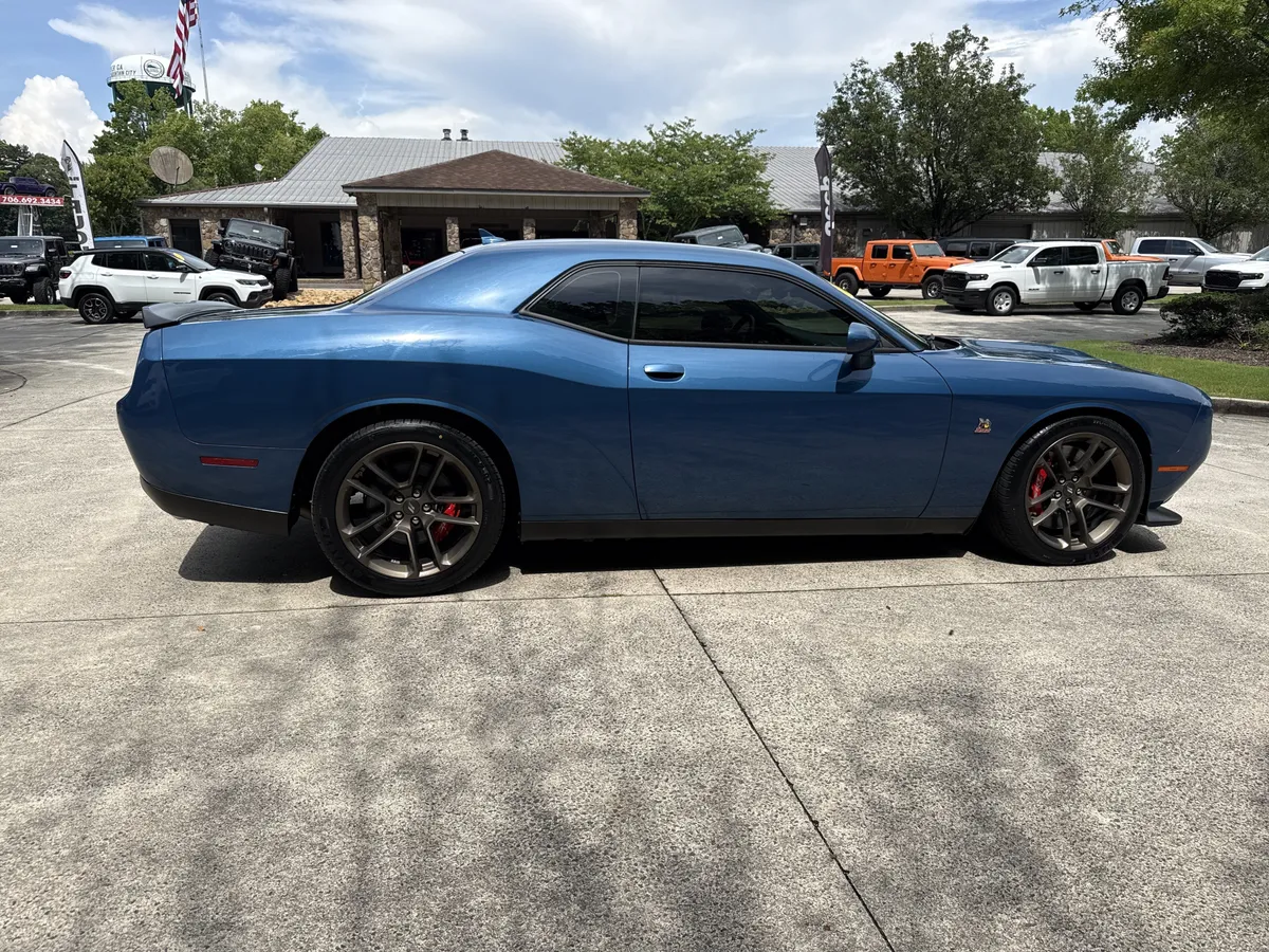 2022 Dodge Challenger R/T Scat Pack thumbnail 8