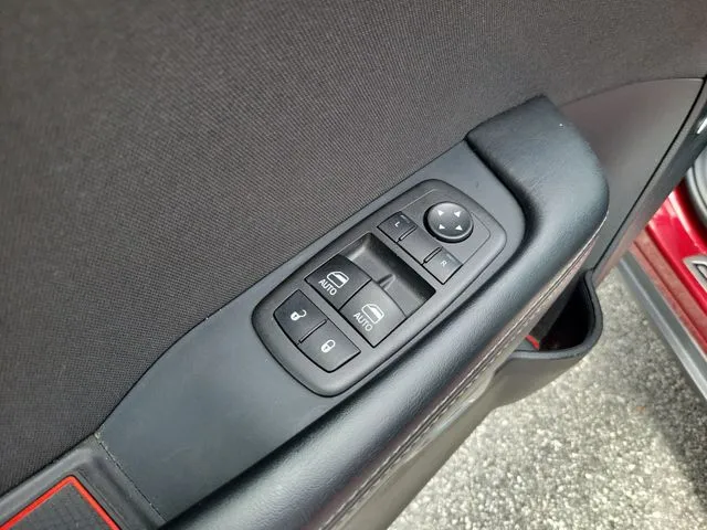 2022 Dodge Challenger R/T Scat Pack thumbnail 10