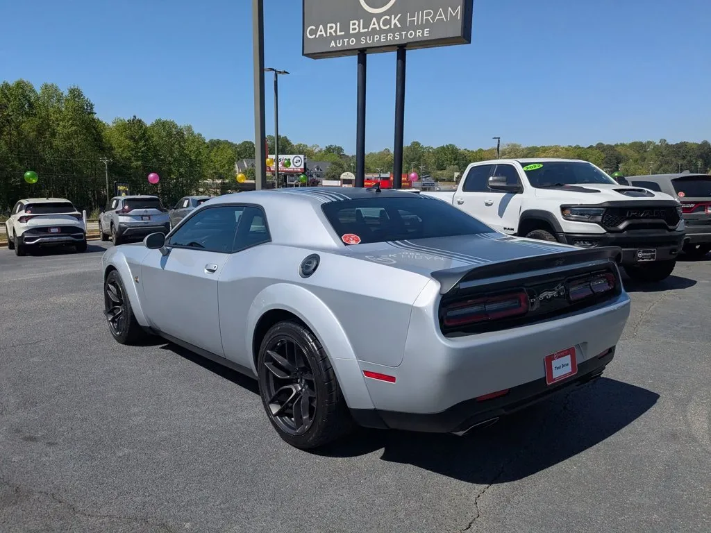 2022 Dodge Challenger R/T Scat Pack Widebody thumbnail 7