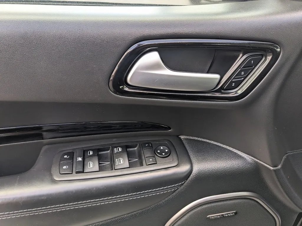 2022 Dodge Durango Citadel thumbnail 11