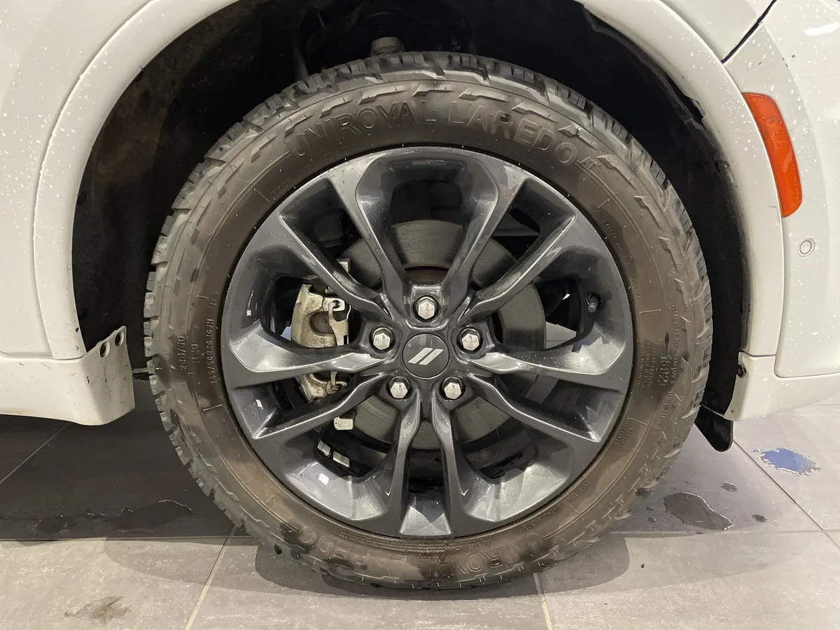 2022 Dodge Durango R/T thumbnail 11