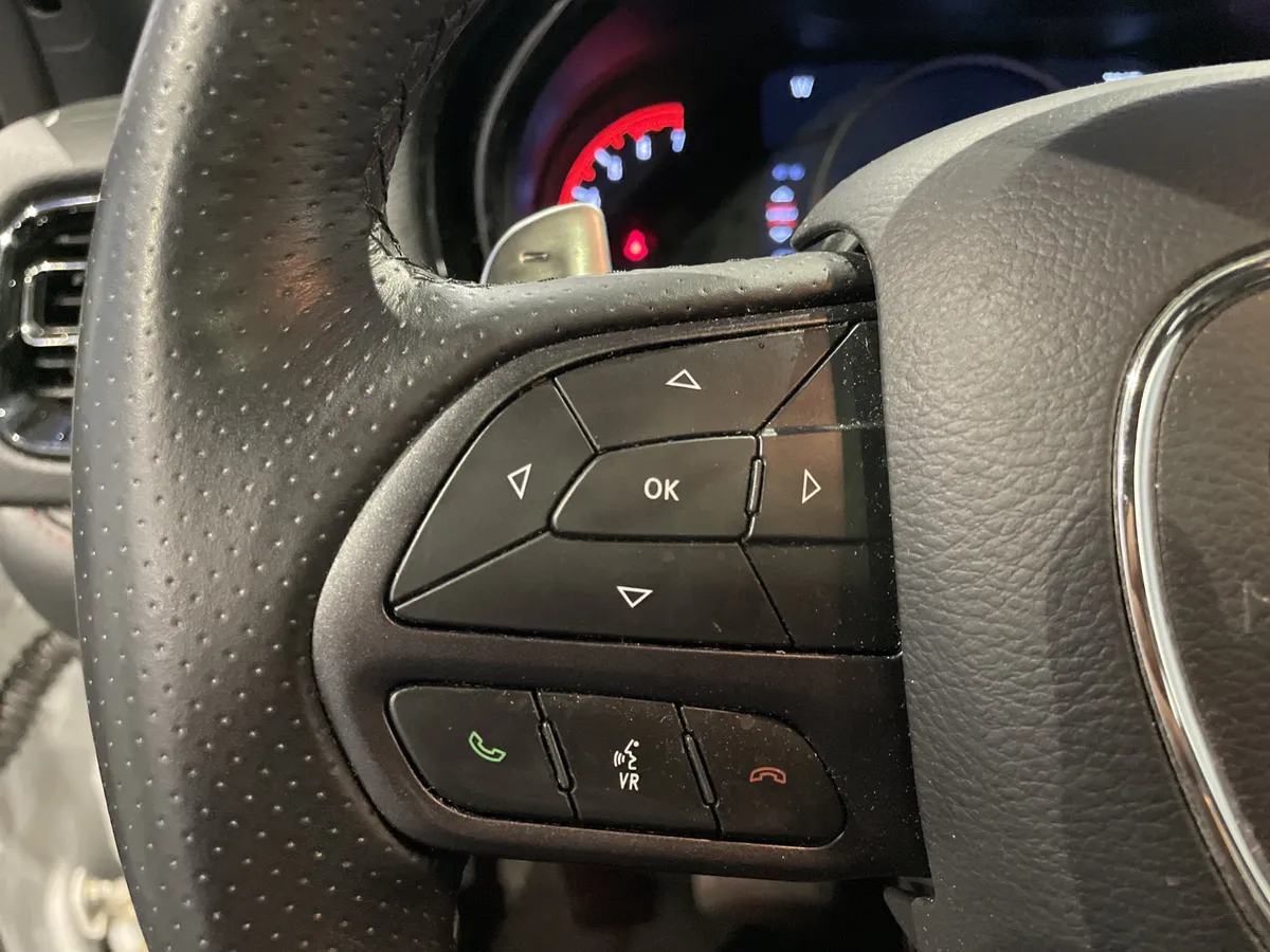 2022 Dodge Durango R/T thumbnail 17