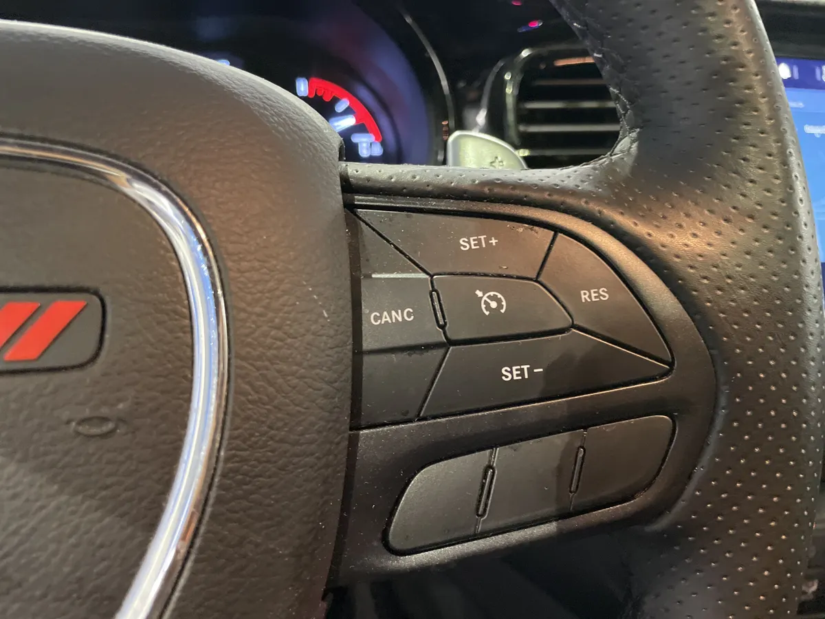 2022 Dodge Durango R/T thumbnail 18