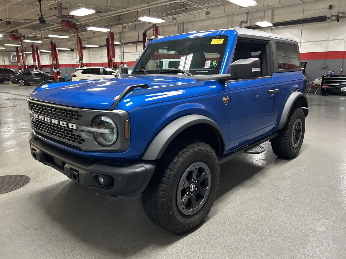 2022 Ford Bronco Badlands thumbnail 5