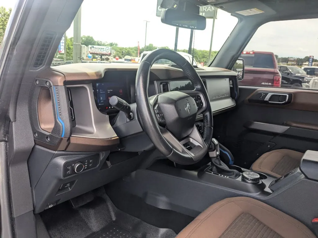 2022 Ford Bronco Outer Banks thumbnail 13