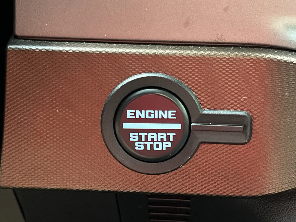 2022 Ford Bronco Outer Banks thumbnail 11