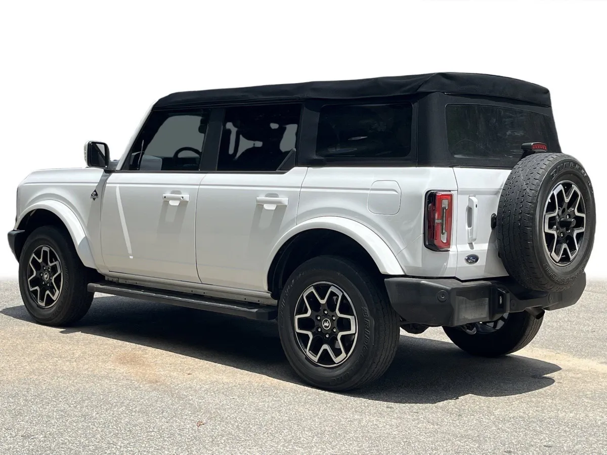 2022 Ford Bronco Outer Banks thumbnail 25