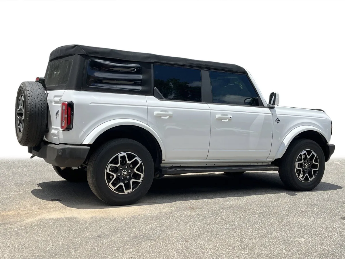 2022 Ford Bronco Outer Banks thumbnail 29