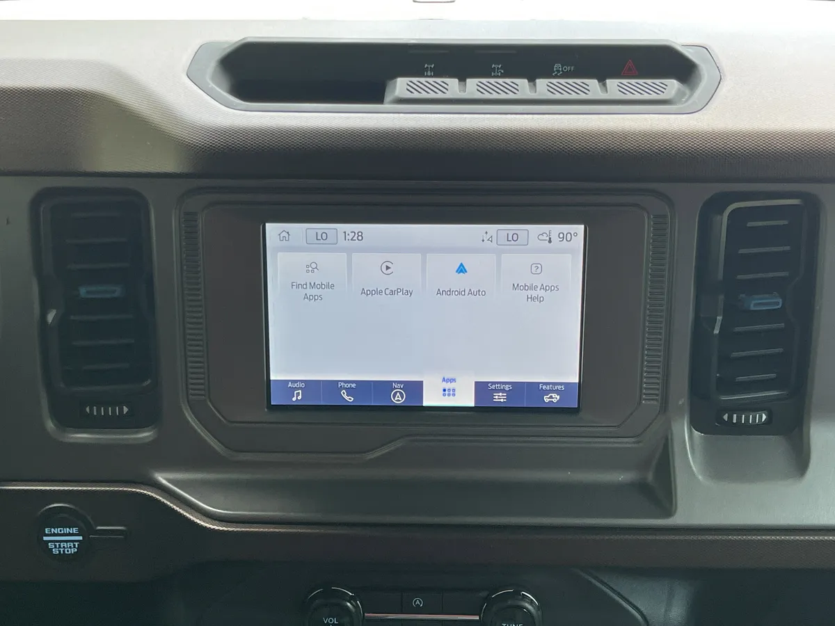 2022 Ford Bronco Outer Banks thumbnail 5