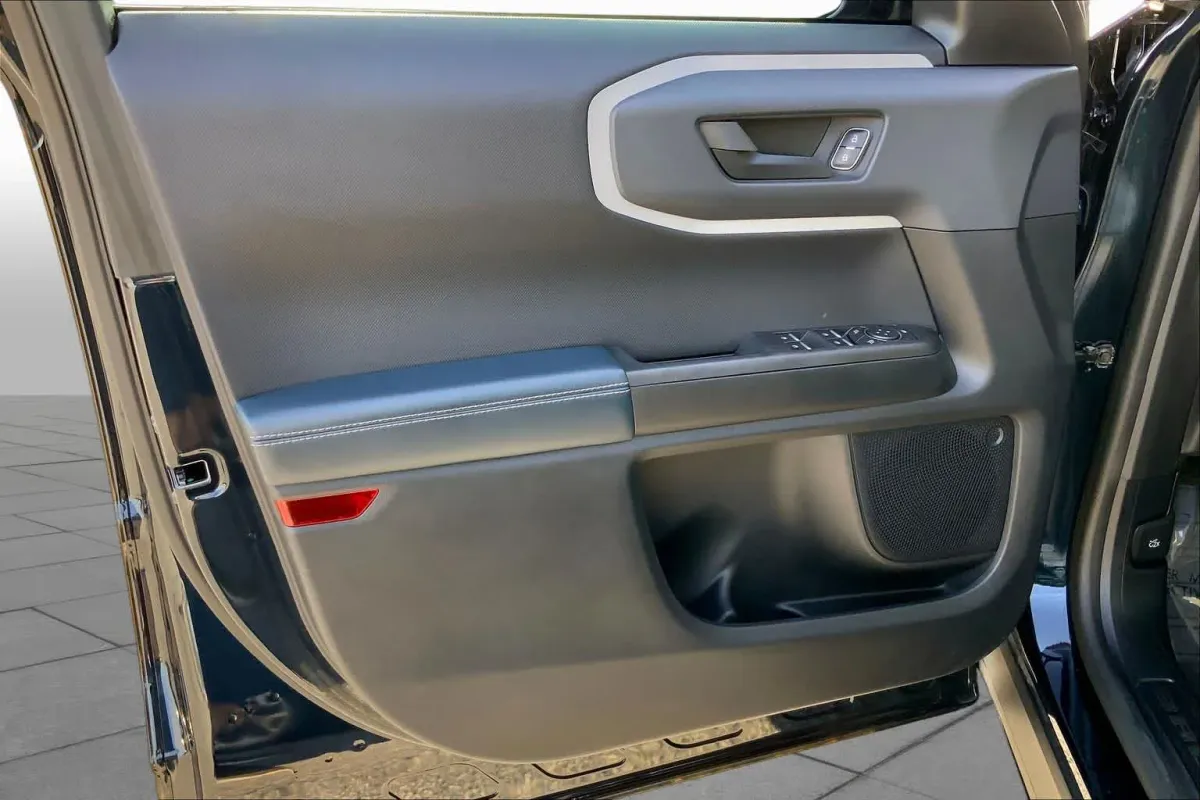 2022 Ford Bronco Sport Outer Banks thumbnail 22
