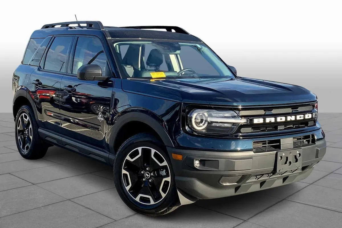 2022 Ford Bronco Sport Outer Banks thumbnail 4