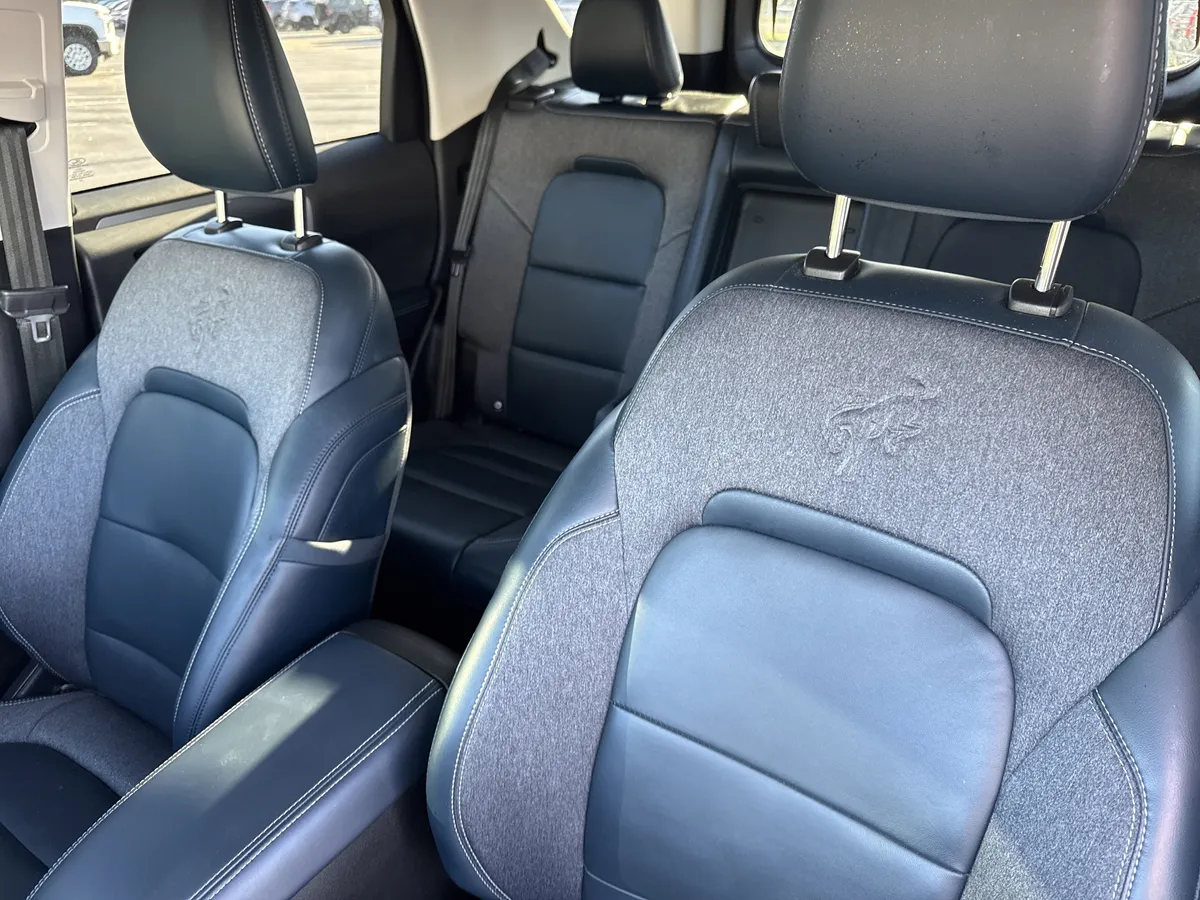 2022 Ford Bronco Sport Outer Banks thumbnail 12