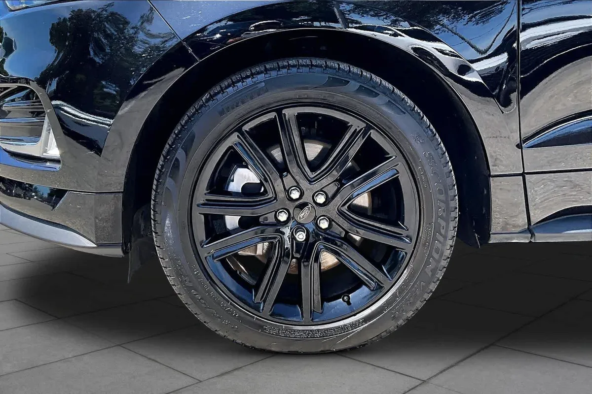2022 Ford Edge ST-Line thumbnail 11