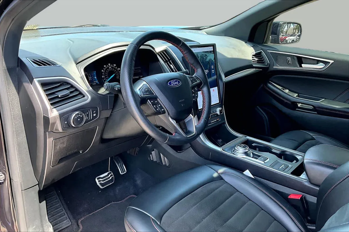 2022 Ford Edge ST-Line thumbnail 18