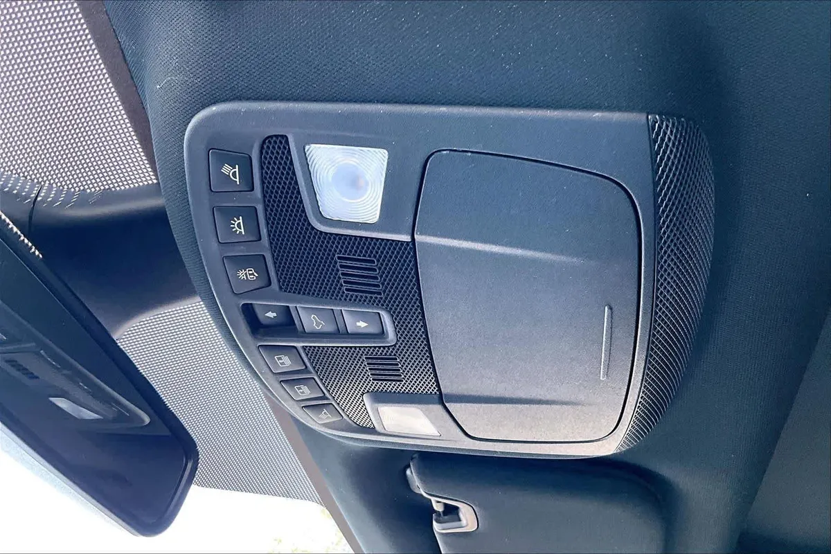 2022 Ford Edge ST-Line thumbnail 32
