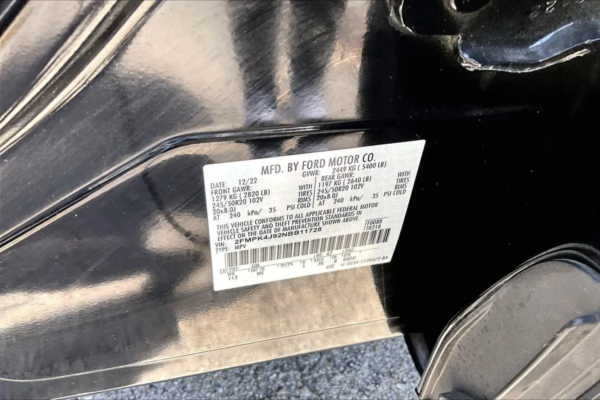 2022 Ford Edge ST-Line thumbnail 35