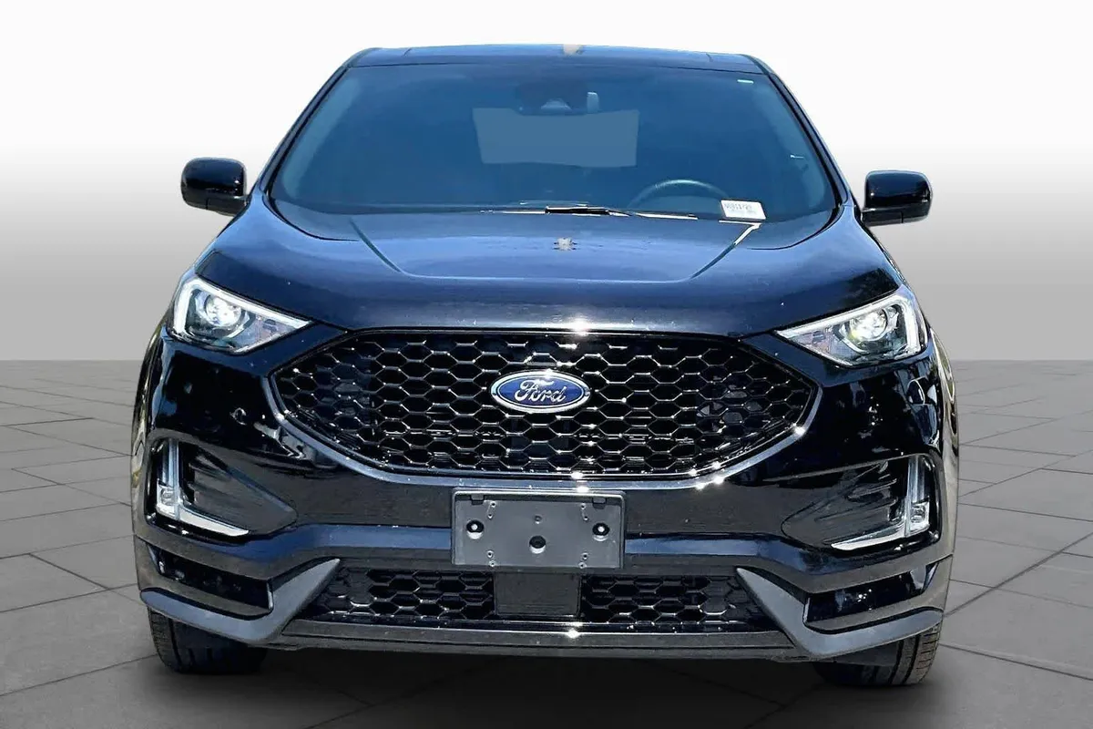 2022 Ford Edge ST-Line thumbnail 4