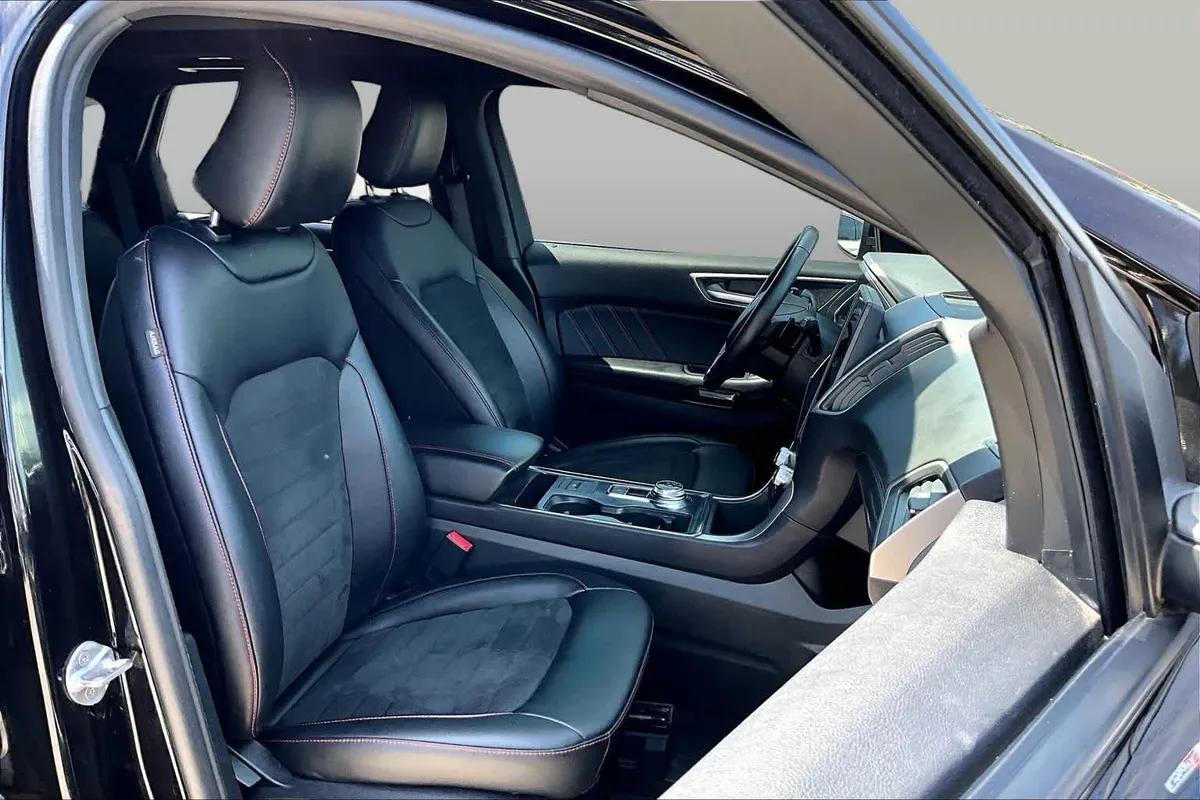 2022 Ford Edge ST-Line thumbnail 9