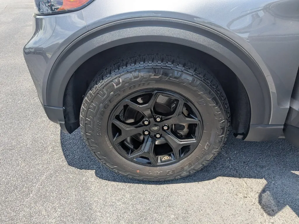 2022 Ford Explorer Timberline thumbnail 10