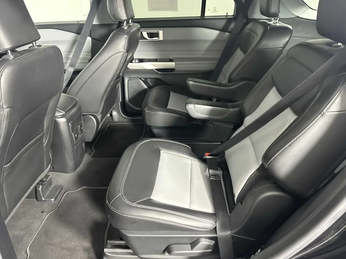 2022 Ford Explorer XLT thumbnail 24